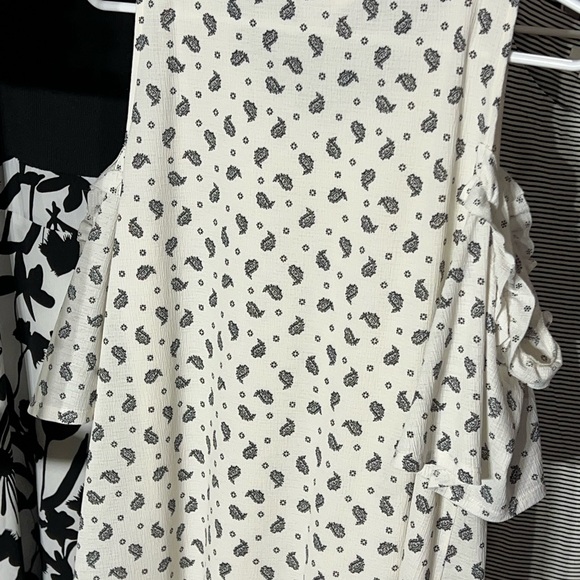 LC Lauren Conrad White Dress with Black Floral Accents - Picture 2 of 5